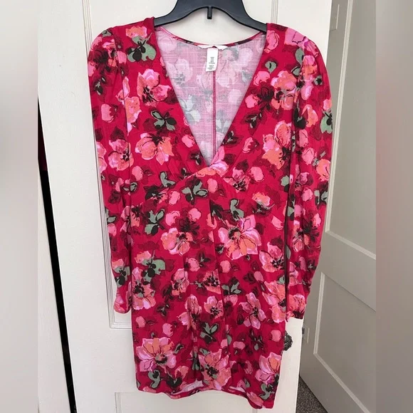 H&M Dress - Picture 2 of 10